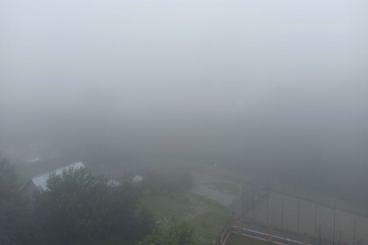 Туман накрыл Новосибирск. Авиарейсы задерживаются Туман накрыл Новосибирск. Авиарейсы задерживаются