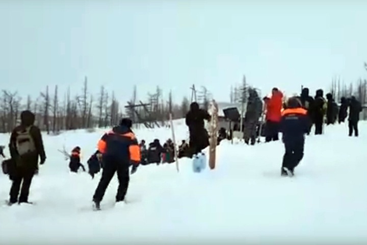 Спасатели нашли всех пропавших после лавины в Норильске. ВИДЕО Спасатели нашли всех пропавших после лавины в Норильске. ВИДЕО