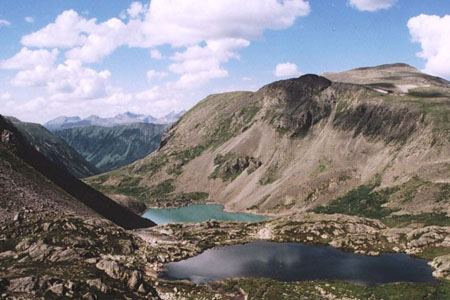 Пропавший в Туве Ми-8 летал над заповедником с тремя лишними пассажирами Пропавший в Туве Ми-8 летал над заповедником с тремя лишними пассажирами