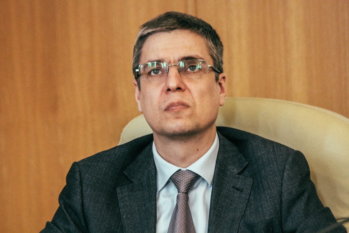 Вялая вертикаль. Что мешает «ЕР» на новосибирских выборах Вялая вертикаль. Что мешает «ЕР» на новосибирских выборах