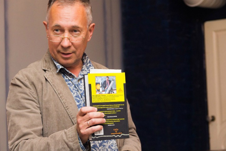 Медиадиета: сопротивление репрессивной машине, популярность правых и образ мыслей диктаторов Медиадиета: сопротивление репрессивной машине, популярность правых и образ мыслей диктаторов