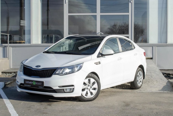 Стоит ли покупать автомобили с пробегом у дилеров? Стоит ли покупать автомобили с пробегом у дилеров?