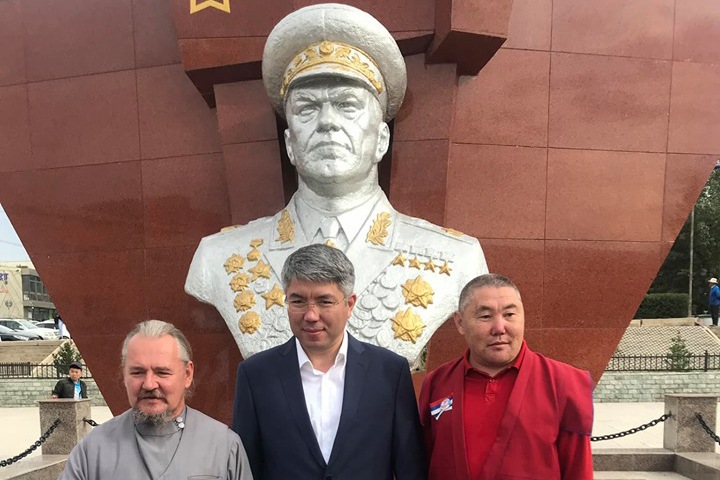 Цыденов ответил на упреки о неуважении к бурятскому народу Цыденов ответил на упреки о неуважении к бурятскому народу