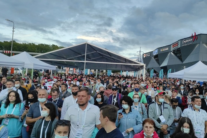 Более 1,5 тыс. новосибирцев высказались за отзыв мэра Более 1,5 тыс. новосибирцев высказались за отзыв мэра