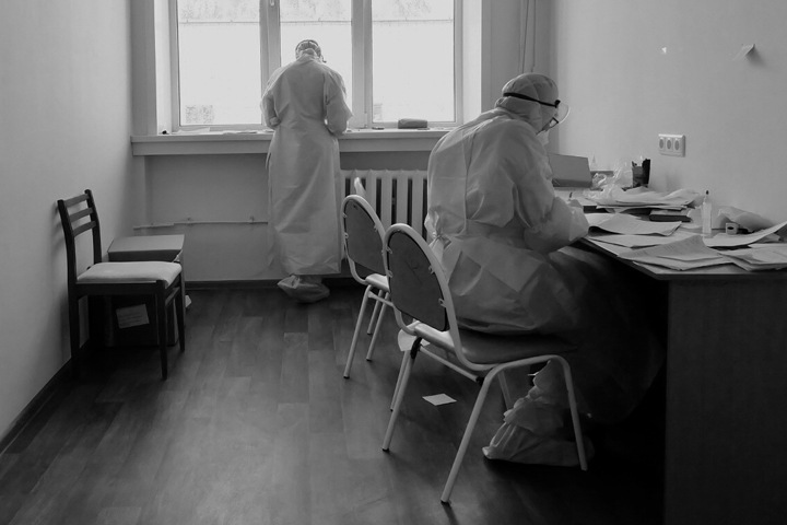 Еще 12 новосибирцев умерли от ковида за день Еще 12 новосибирцев умерли от ковида за день