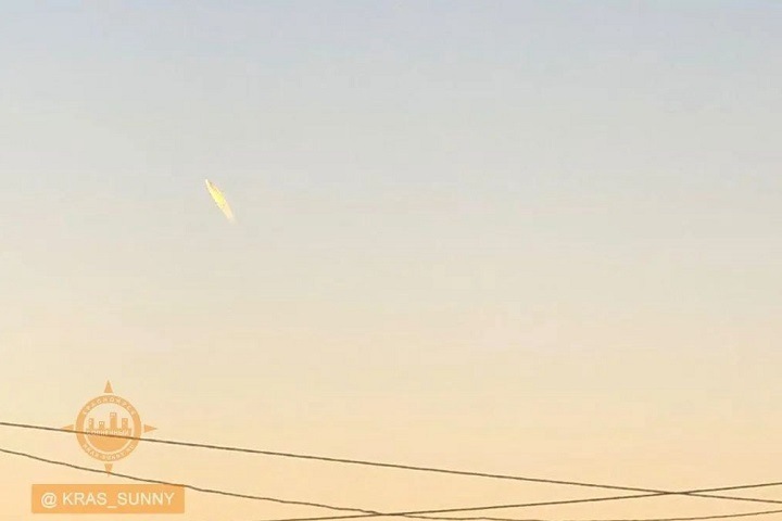 Светящийся объект пролетел над Красноярском Светящийся объект пролетел над Красноярском