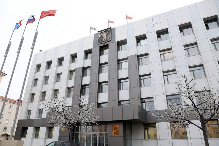 Силовики ворвались в мэрию Норильска