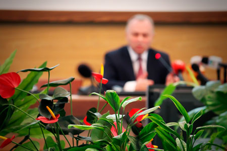 Знатков: Отставка губернатора Юрченко не скажется на выборах мэра Новосибирска