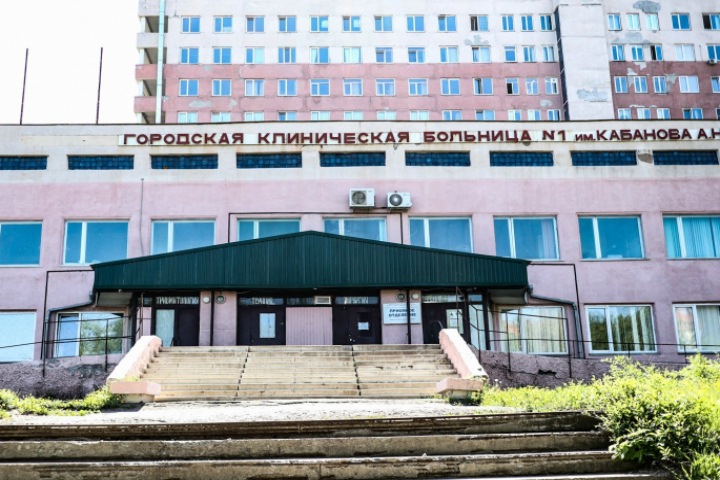 Омичка с пневмонией умерла после резкого снятия с ИВЛ