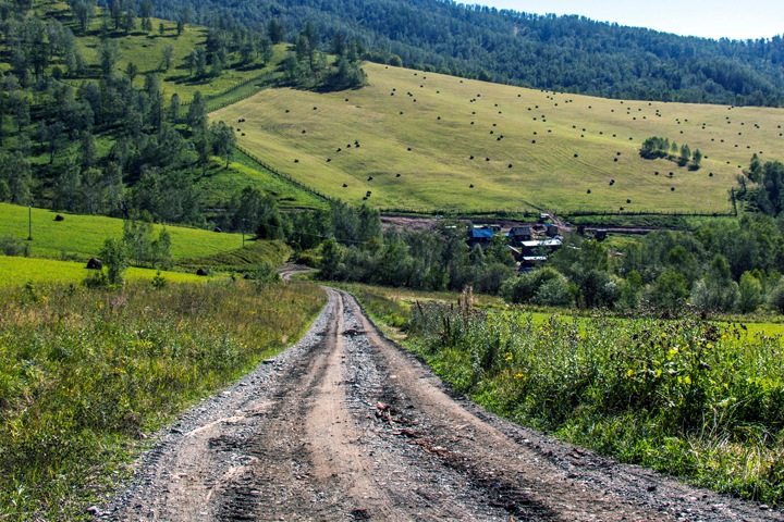 Аудиторы нашли нецелевые траты на алтайские дороги