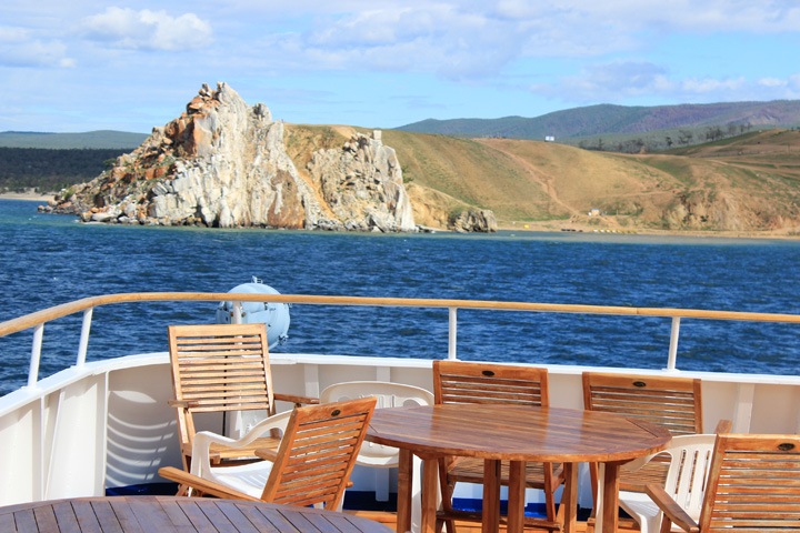 Иркутское правительство хочет рассчитать, сколько туристов может одновременно отдыхать на Байкале Иркутское правительство хочет рассчитать, сколько туристов может одновременно отдыхать на Байкале