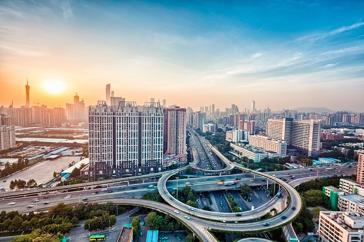 Сибиряки создали бизнес по продвижению продовольственных товаров российского производства на рынок Китая Сибиряки создали бизнес по продвижению продовольственных товаров российского производства на рынок Китая