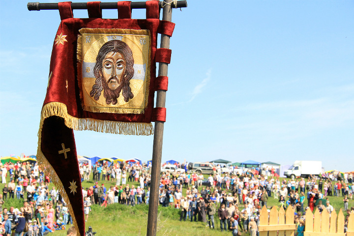 Детям расскажут о роли православия и 90-х на уроках истории Новосибирской области