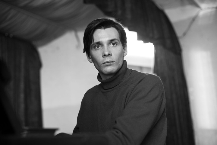 Андрей Смирнов и Александр Балуев представят «Француза» в Новосибирске