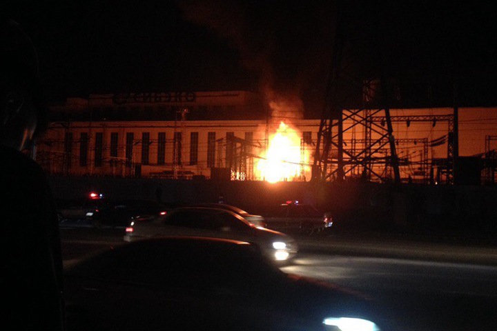 Новосибирцы остались без света после взрыва на ТЭЦ-2 (хроника)