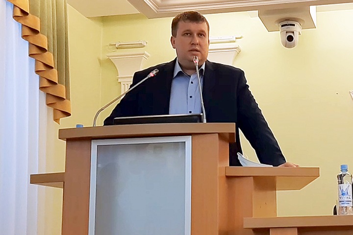 «ЕР» получила спикера гордумы Томска голосами КПРФ. Партия клялась не поддерживать его