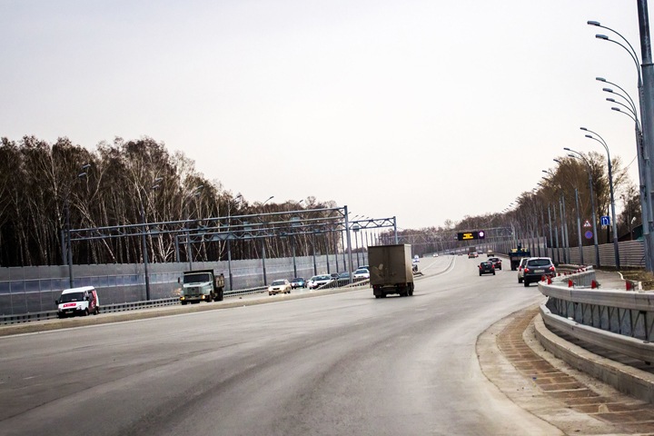 Связанная с крупным подрядчиком новосибирских властей фирма не заплатила 180 сотрудникам Связанная с крупным подрядчиком новосибирских властей фирма не заплатила 180 сотрудникам