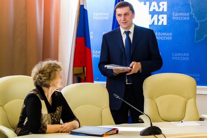 Игнатов: «Единая Россия» готова пропустить выборы мэра Новосибирска Игнатов: «Единая Россия» готова пропустить выборы мэра Новосибирска