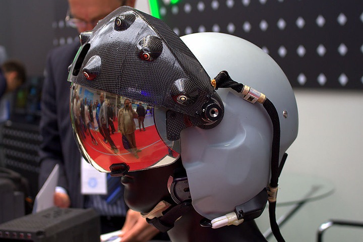 Омский майор похитил авиационные шлемы и кислородные маски на 22 млн