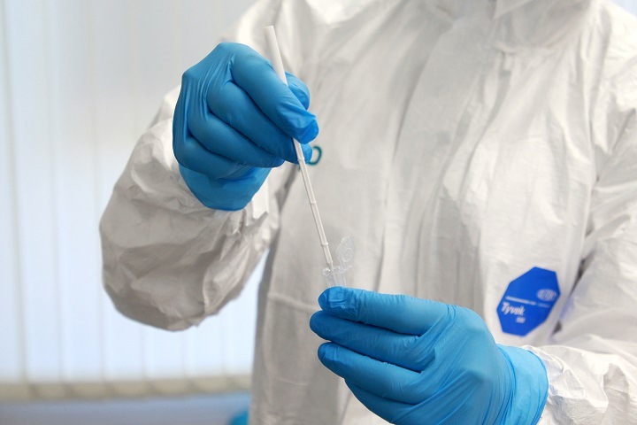 «Инвитро» запускает срочный тест на COVID-19 в Новосибирске