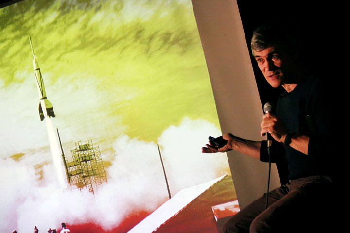 «Человеку в космосе делать нечего» — интервью с астрономом Владимиром Сурдиным