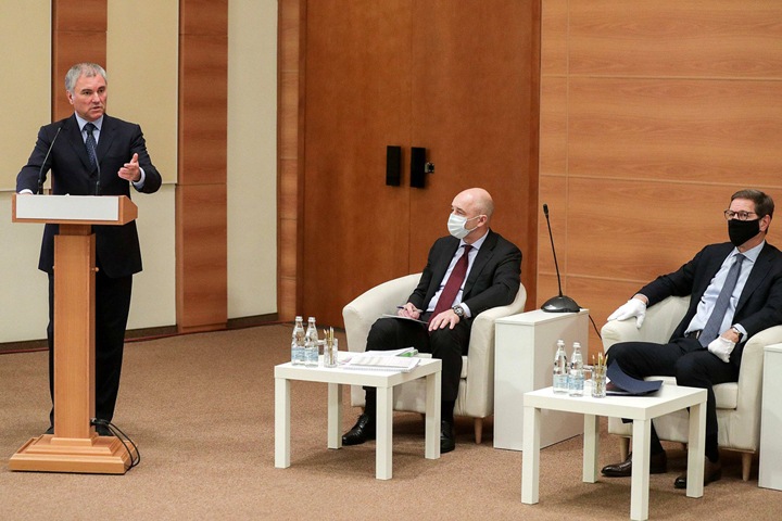 Госдума поддержала заморозку накопительных пенсий до 2024 года