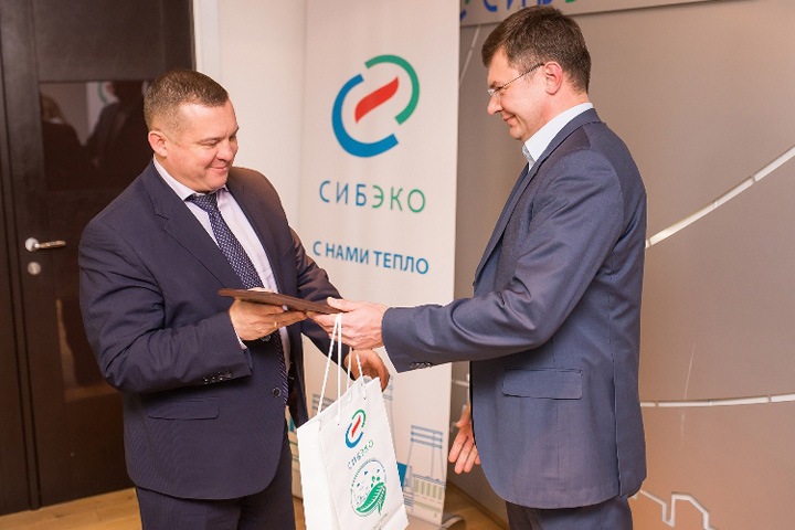 Энергетики наградили благонадежных предпринимателей Энергетики наградили благонадежных предпринимателей