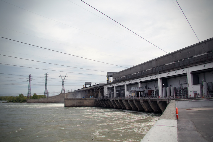 Уровень Новосибирского водохранилища повышен для сдерживания паводка Уровень Новосибирского водохранилища повышен для сдерживания паводка