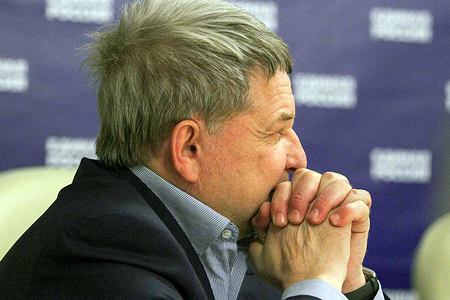 Юрий Глазычев снялся с выборов в горсовет Новосибирска Юрий Глазычев снялся с выборов в горсовет Новосибирска