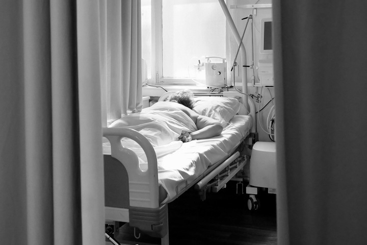 Десять новосибирцев умерли от ковида за день Десять новосибирцев умерли от ковида за день