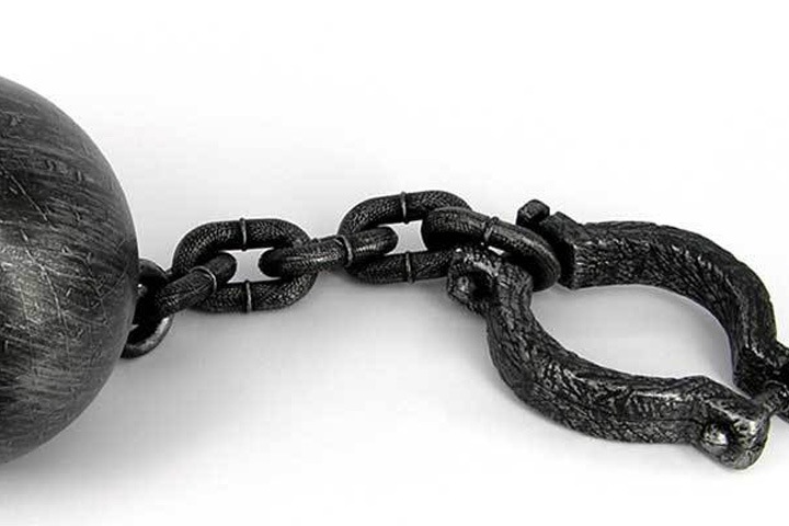 Державший сына на цепи житель Кемерова попал под уголовное дело Державший сына на цепи житель Кемерова попал под уголовное дело