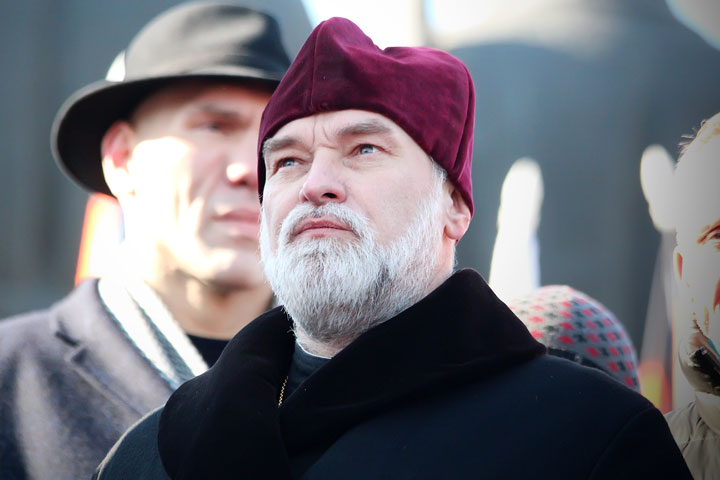 «Не загораживай мои иконы»: митрополит Тихон не пришел на митинг против «Тангейзера» «Не загораживай мои иконы»: митрополит Тихон не пришел на митинг против «Тангейзера»