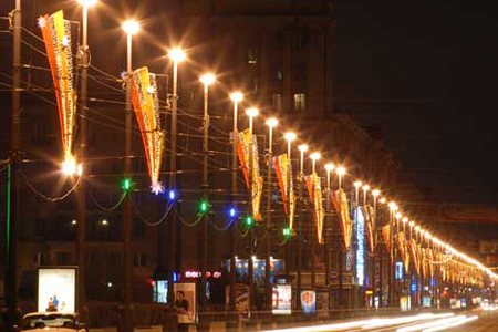 Главную площадь Новосибирска 1 декабря займут новогодняя елка, каток и аттракционы