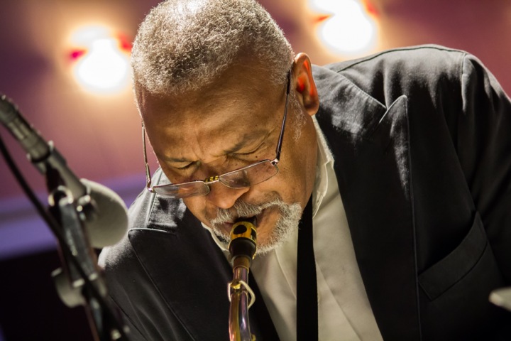 «Черный череп из Майами» сыграл джаз новосибирцам «Черный череп из Майами» сыграл джаз новосибирцам