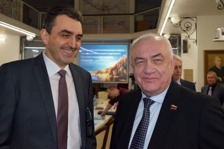 Команда Навального рассказала, как единороссы зарабатывают на томичах