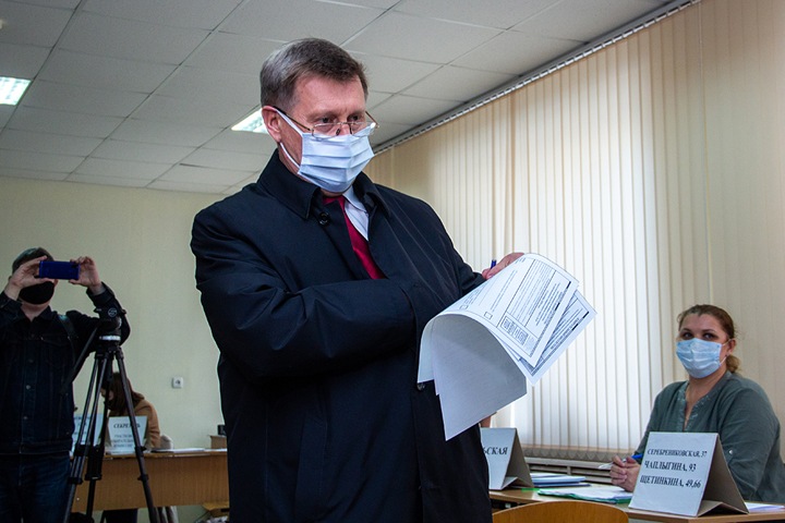 Локоть предложил подумать над возвращением голосования по партспискам