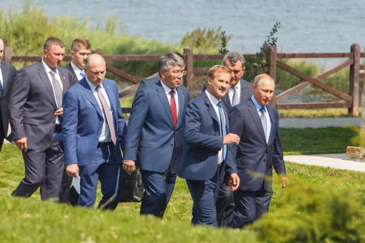 Сибирякам подобрали политтехнологов для выборов президента Сибирякам подобрали политтехнологов для выборов президента