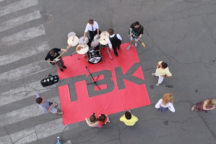 Полиция пришла в красноярскую телекомпанию из-за фальшивой купюры