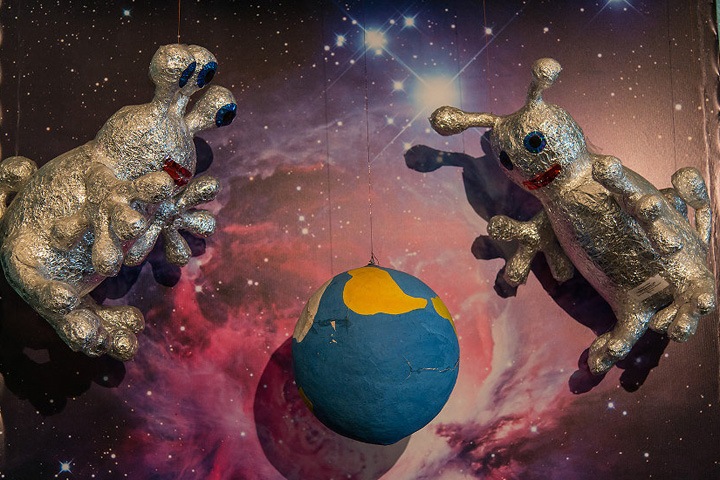 Руководство барнаульского планетария пойдет под суд за показ фильмов Руководство барнаульского планетария пойдет под суд за показ фильмов