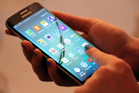 Революция на мобильном рынке Революция на мобильном рынке