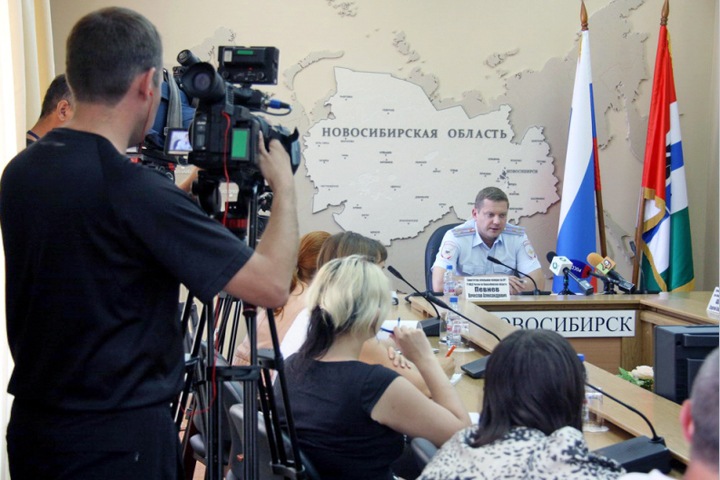 Потерявший 130 млн в банке экс-замглавы новосибирской полиции занялся бизнесом с «серьезными людьми». Кем они могут быть Потерявший 130 млн в банке экс-замглавы новосибирской полиции занялся бизнесом с «серьезными людьми». Кем они могут быть