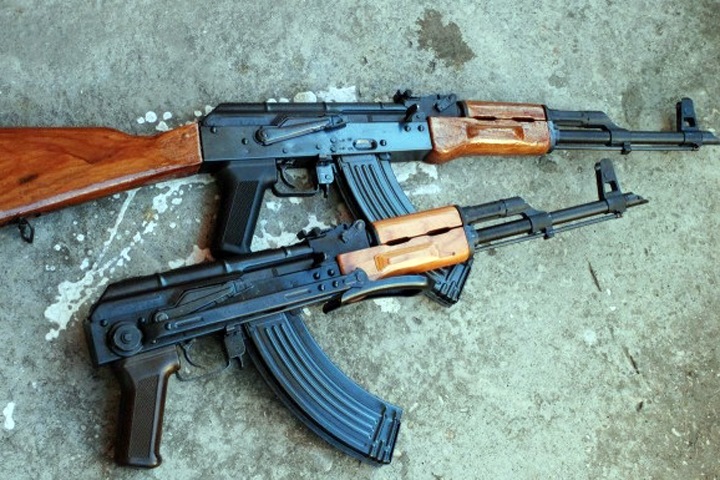 Бюджет Новосибирской области оплатит макеты автомата Калашникова