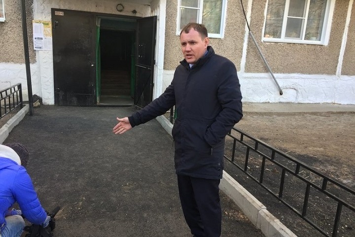 Глава района в Забайкалье попал в СИЗО из-за плохо уложенной плитки