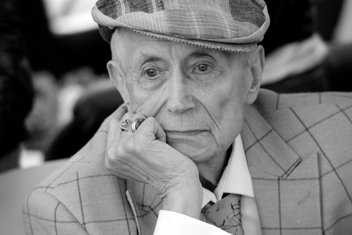 Иркутскую библиотеку назовут в честь Евгения Евтушенко Иркутскую библиотеку назовут в честь Евгения Евтушенко