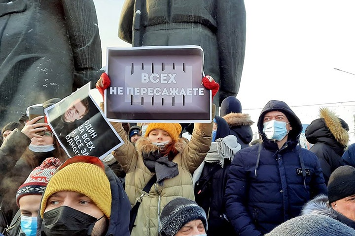 Новосибирская полиция потребовала 2,8 млн у депутата горсовета и экс-депутата Госдумы за январскую акцию протеста