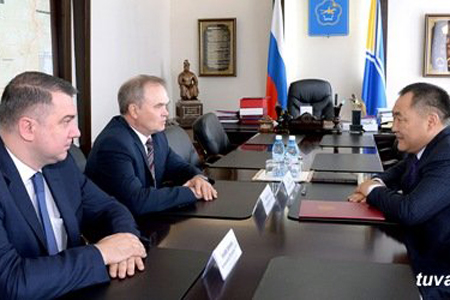 Бывший помощник Толоконского стал федеральным инспектором Тувы