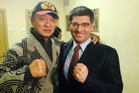 Омский суд не снял с выборов сенатора Голушко по иску коммуниста Денисенко