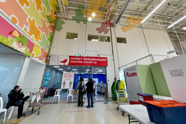 Эффективность «ЭпиВакКороны» сравнили с другими российскими вакцинами