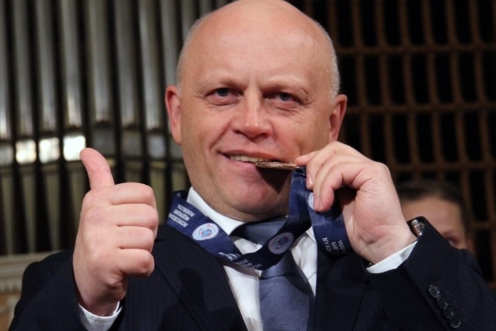 РИА Новости сообщило о решении уволить омского губернатора РИА Новости сообщило о решении уволить омского губернатора