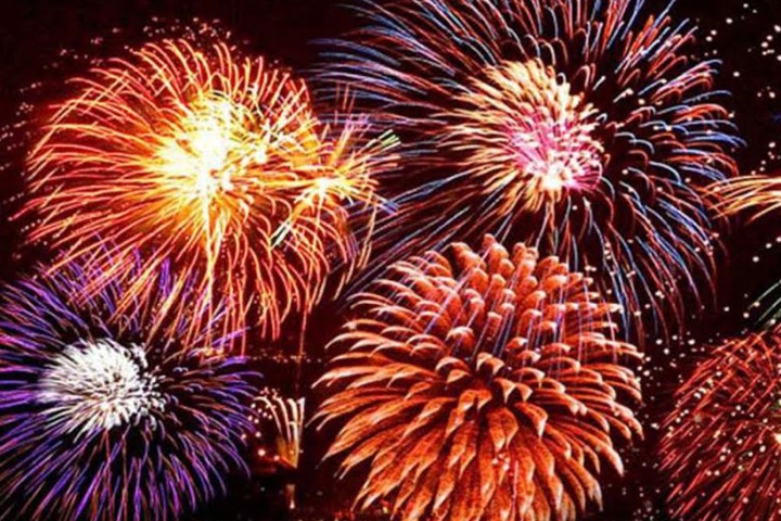 Расписание салютов в Новосибирске 9 мая Расписание салютов в Новосибирске 9 мая